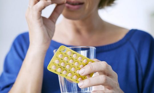 Mãn kinh nên uống thuốc gì? 12 nhóm thuốc tây y, đông y thường dùng 10 Mãn kinh nên uống thuốc gì