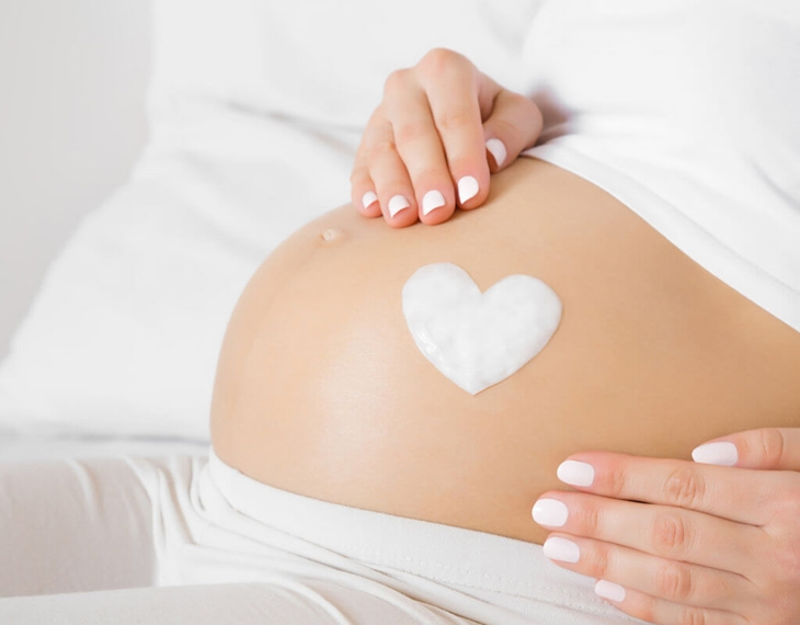 Hormone Estrogen tham gia mạnh mẽ vào quá trình tiết sữa ở cuối thai kỳ.