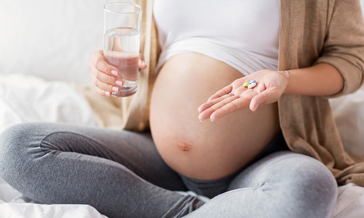 Thuốc nội tiết cho bà bầu là loại thuốc có khả năng bổ sung hormone trong thời gian thai kỳ