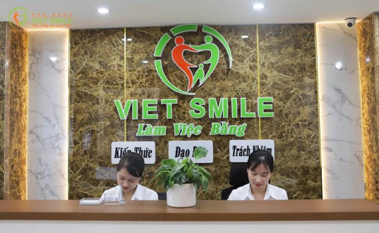 Nha khoa Việt Smile sở hữu các máy móc, thiết bị hiện đại
